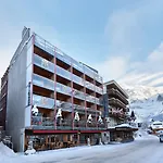 Eiger Mountain & Soul Hotel