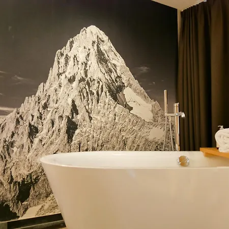 Eiger Mountain & Soul ホテル 4*